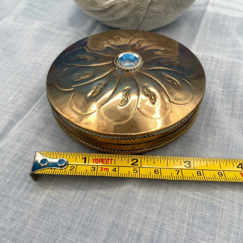 Lisbeth Dahl Vintage Brass Women Unisex 3in Decorative Vanity Box - Picture 2 of 4